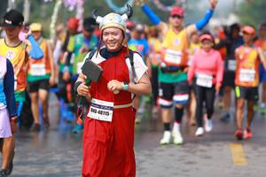 BIB: 48115
                            <button type="button" onclick="openModal(9905907)" class="btn btn-primary btn-sm float-right btn-popup" data-toggle="modal" data-target=".modal-high-quality">
                        <i class="fas fa-shopping-cart"></i> Add to Cart
                    </button>
                                            <button type="button" onclick="isThisMe(9905907, true)" class="btn btn-success btn-sm float-right btn-popup btn-isme hidden" data-toggle="tooltip" data-placement="bottom" title="นี่คือรูปของคุณใช่ไหม คลิกที่นี่เพื่อเอาเข้าอัลบั้ม">
                        <i class="fas fa-plus"></i> Add to album
                    </button>
                    <button type="button" onclick="isThisMe(9905907, false)" class="btn btn-warning btn-sm float-right btn-popup btn-isnotme hidden">
                        <i class="fas fa-ban"></i> Remove from album
                    </button>